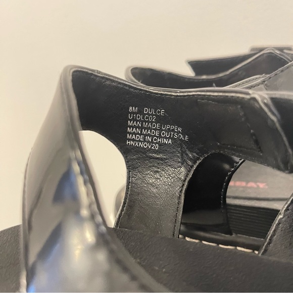 Union Bay | Black Patent Leather Dulce Fisherman Sandal - Picture 9 of 9